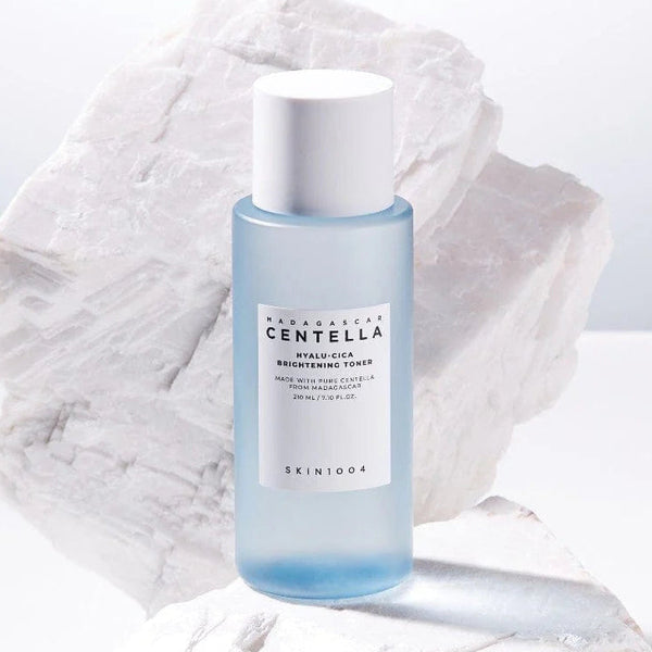 Centella Hyalu-Cica Brightening Toner 210ml